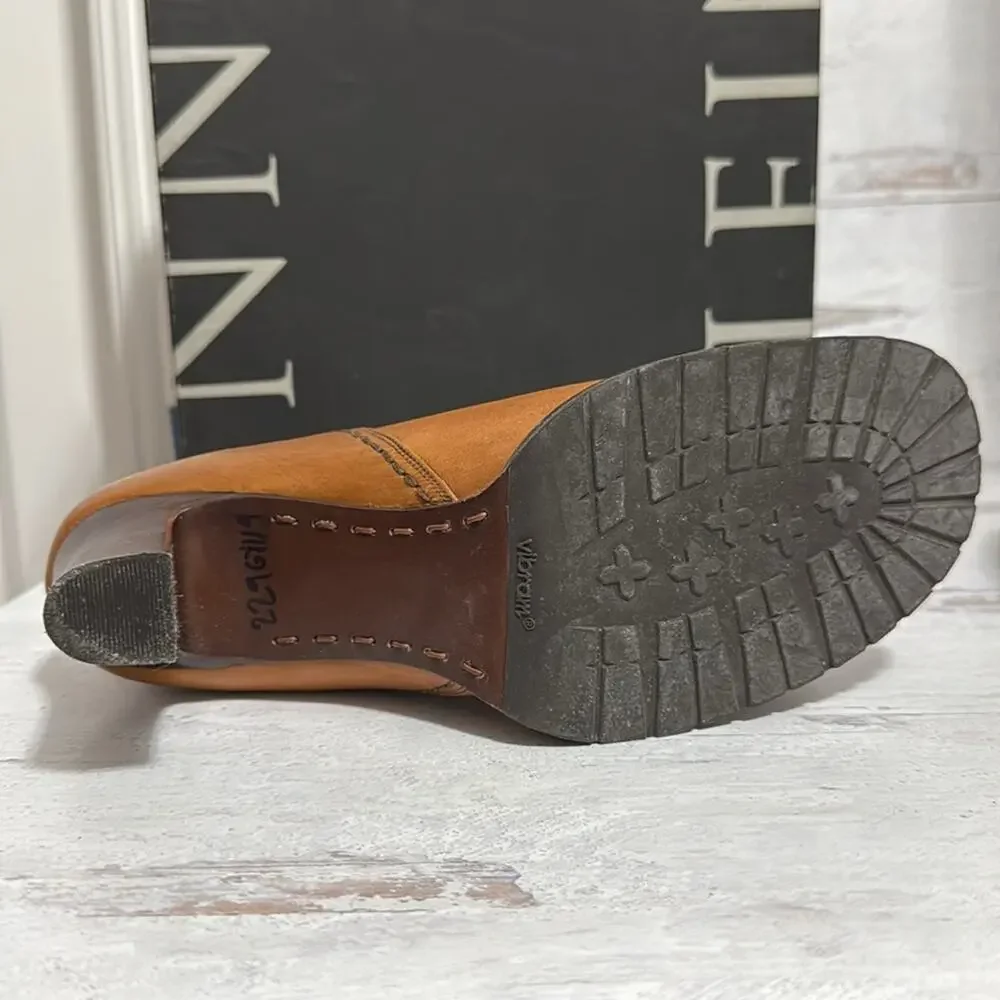 Gently used Cole Haan tan booties. Size 8.5. - Picture 5 of 8